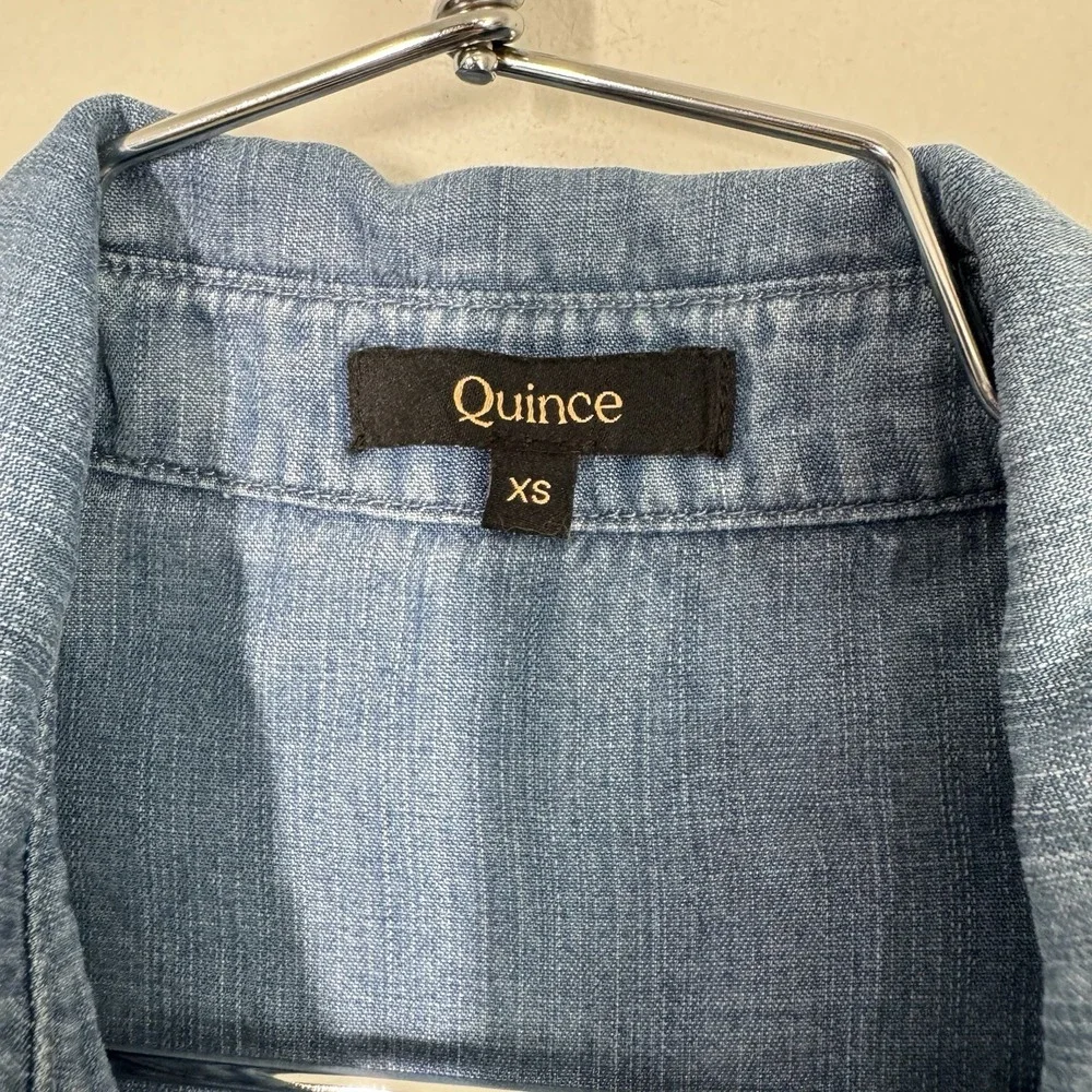 Quince Women's Distressed‎ Chambray Roll Tab Long Sleeve Button Up Shirt Size XS - Picture 3 of 8